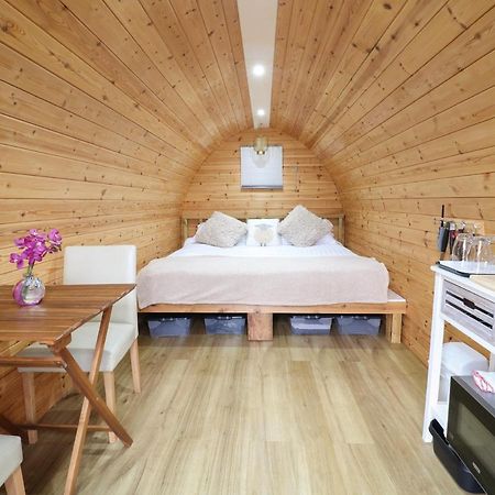 The Pod At Bank House Farm Stafford Exterior foto