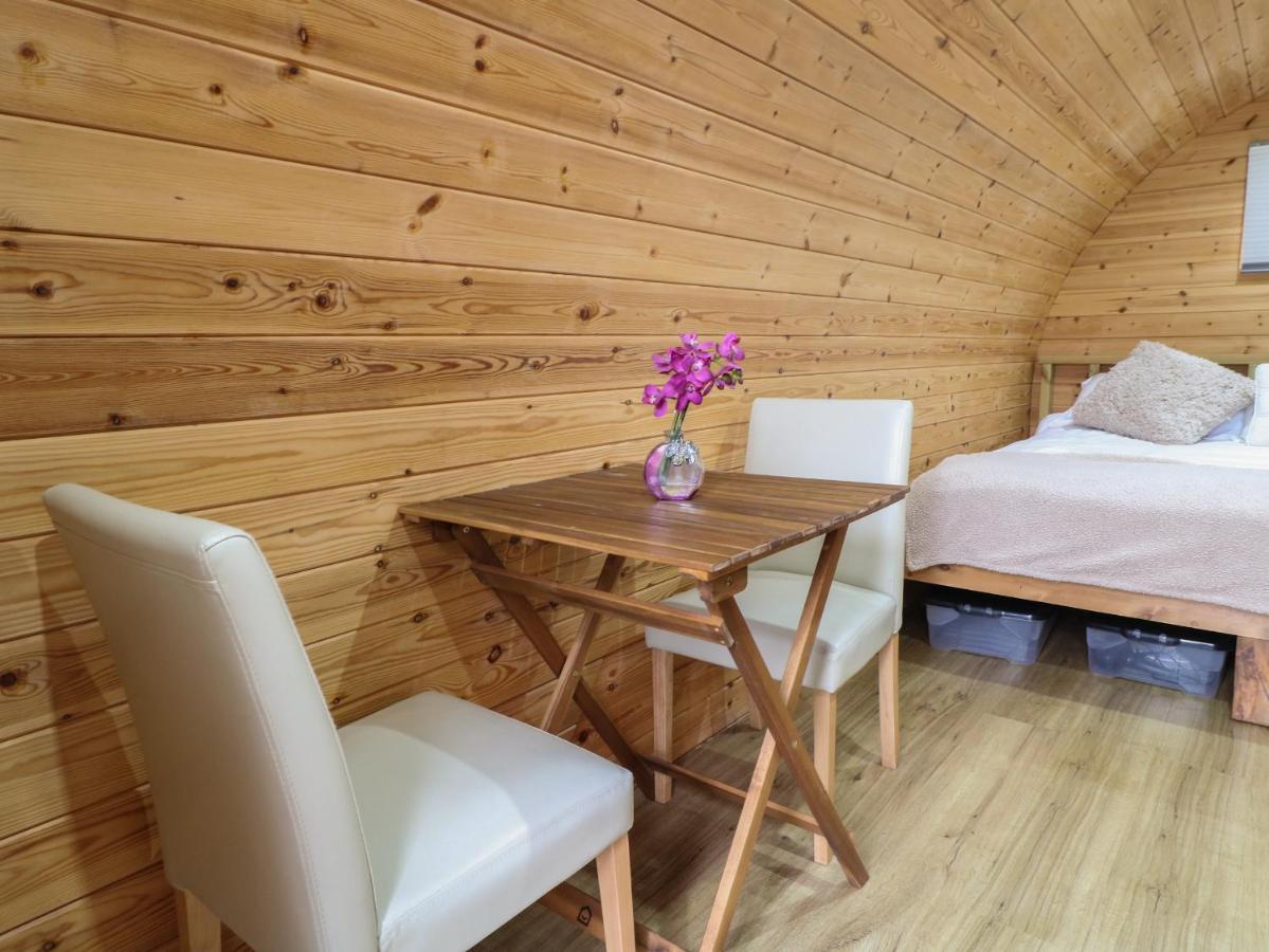 The Pod At Bank House Farm Stafford Exterior foto